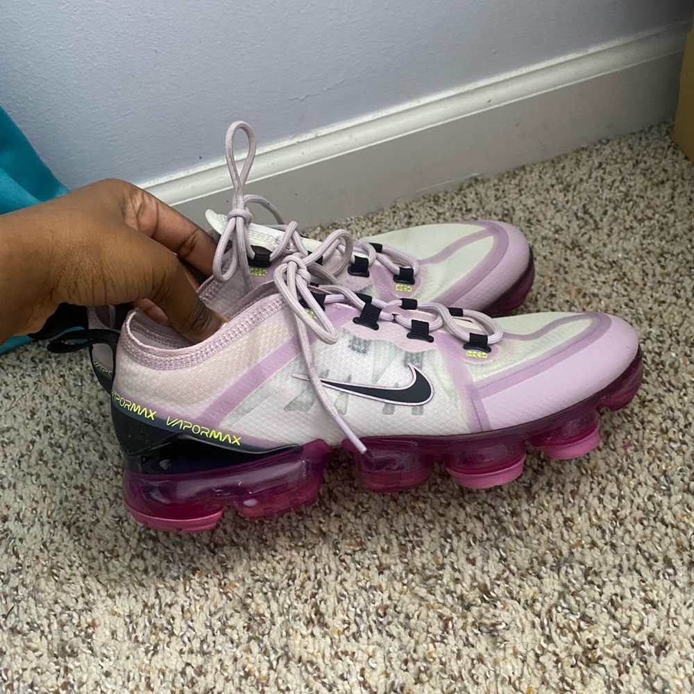 Purple vapor max , great for running shoes , worn once